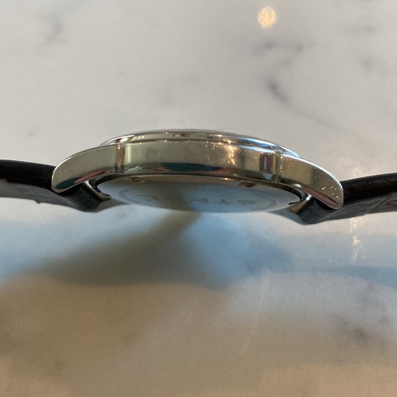 Fossil Watch - Picture 6 of 6